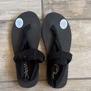 Skechers Yoga Foam Black Women's Flip Flop Sandals